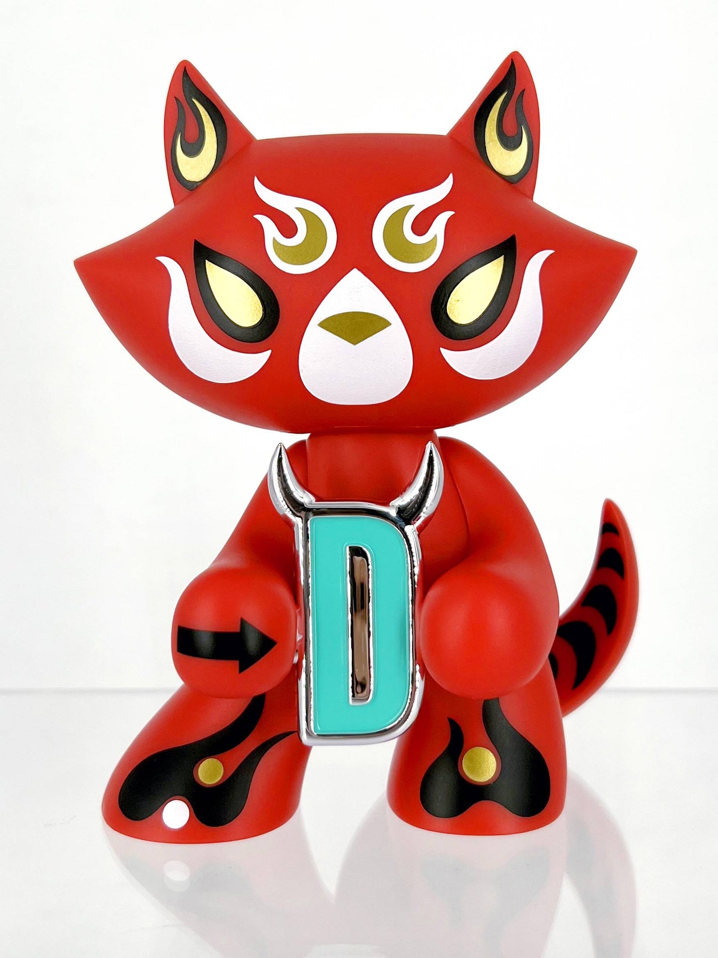 DSTLRY MOMINU X JUNKO MIZUNO VINYL FIGURE 2023 (PRINT RUN LIMITED TO 500) 2023 DSTLRY MEDIA, INC