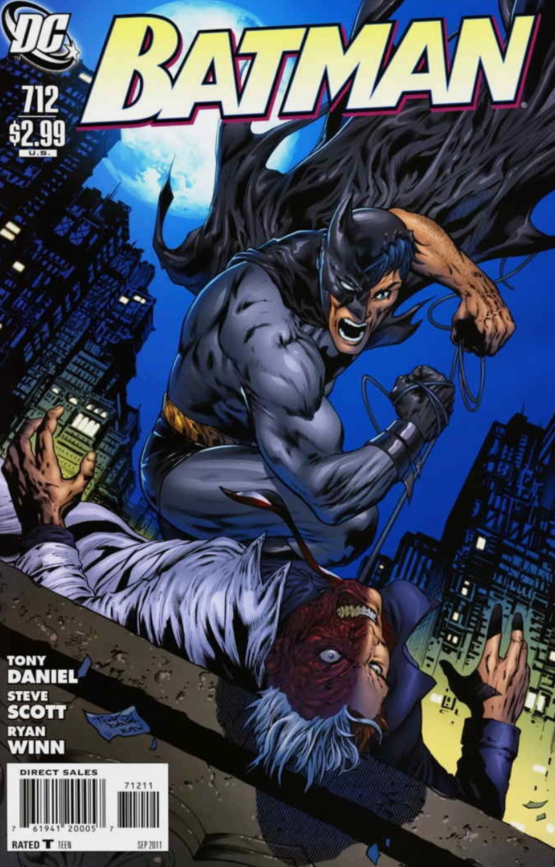BATMAN #712 2011 Batman DC COMICS