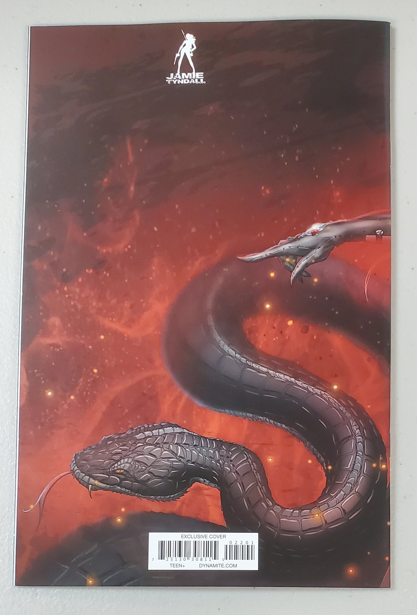 RED SONJA SIGNED TYNDALL METAL VARIANT comic book DYNAMITE