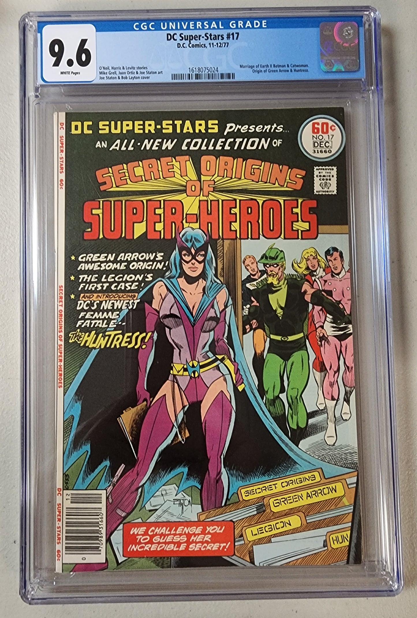 9.6 CGC DC Super-Stars #17 Marriage of Earth II Batman & Catwoman Origin of Green Arrow & Huntress 1977 CGC CGC