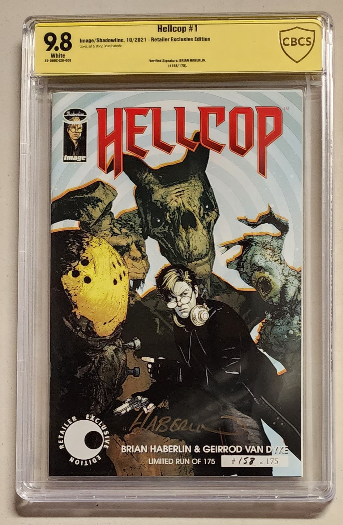 9.8 CBCS HELLCOP #1 RETAILER EXCLUSIVE SIGNED BY HABERLIN #158/175 CBCS