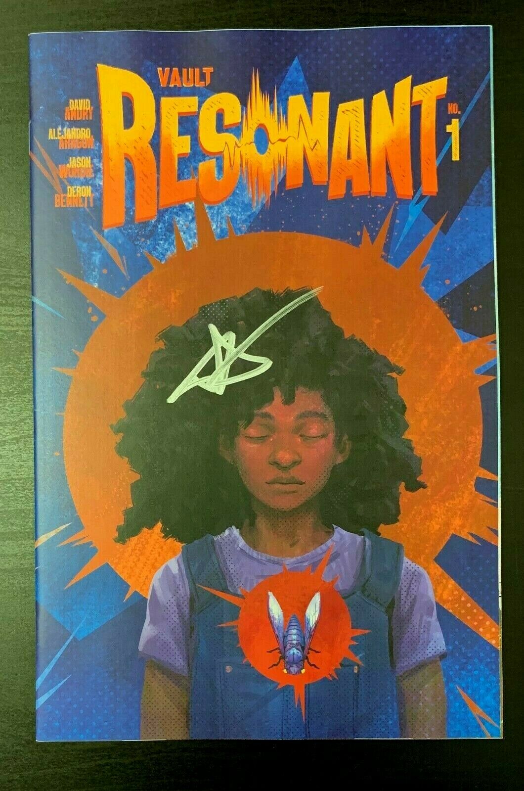 Resonant #1 SDCC Variant SIGNED by David Andry Vault 2019 Resonant VAULT COMICS