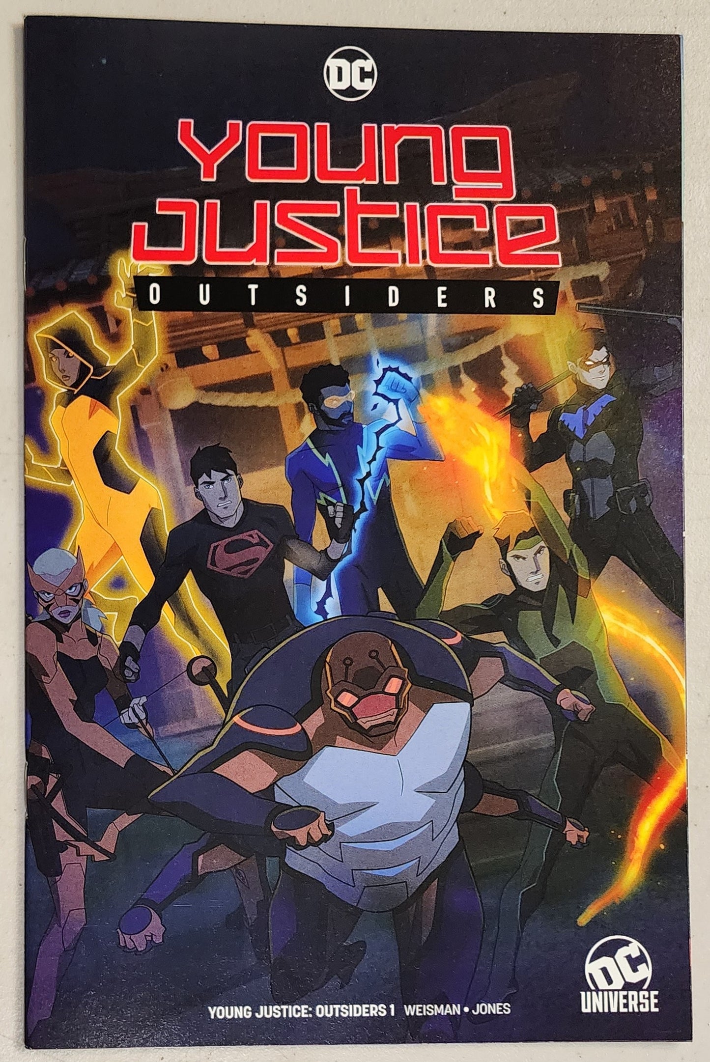 YOUNG JUSTICE OUTSIDERS #1 SDCC DC UNIVERSE VARIANT 2019