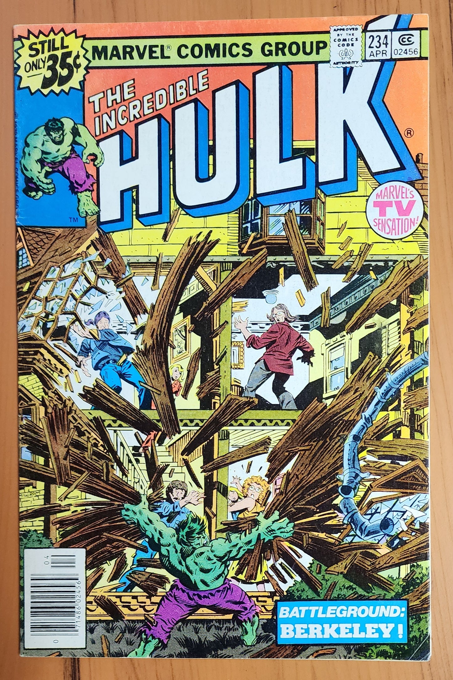 INCREDIBLE HULK #234 1979 (MARVEL MAN CHANGES NAME TO QUASAR) Spider-Man DC COMICS