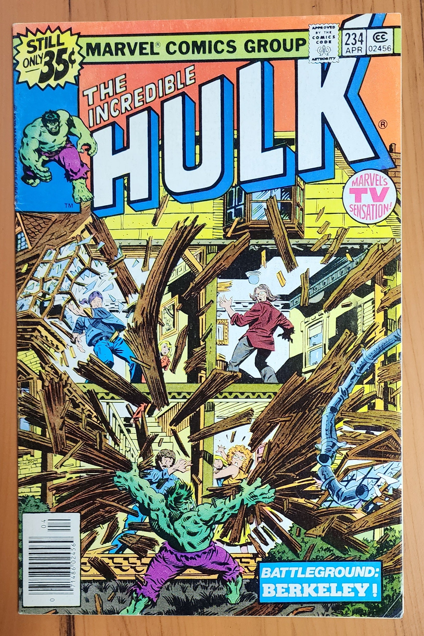 INCREDIBLE HULK #234 1979 (MARVEL MAN CHANGES NAME TO QUASAR) Spider-Man DC COMICS