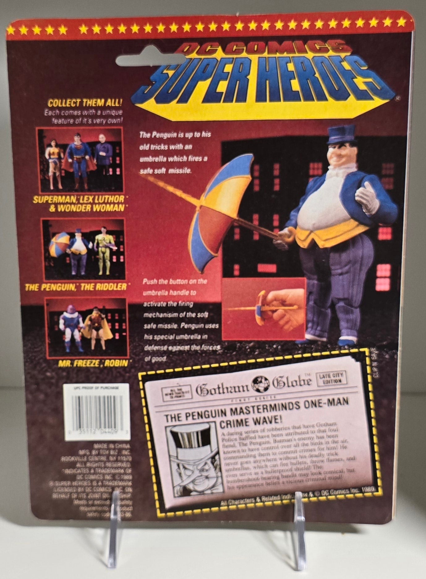 TOY BIZ DC COMICS SUPER HEROES PENGUIN FIRES MISSILES WITH TAILS [T05] Batman Toy Biz   