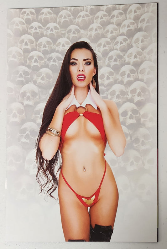 VAMPIRELLA #2 1:10 BROSAS COSPLAY VIRGIN VARIANT 2017 Vampirella DYNAMITE   