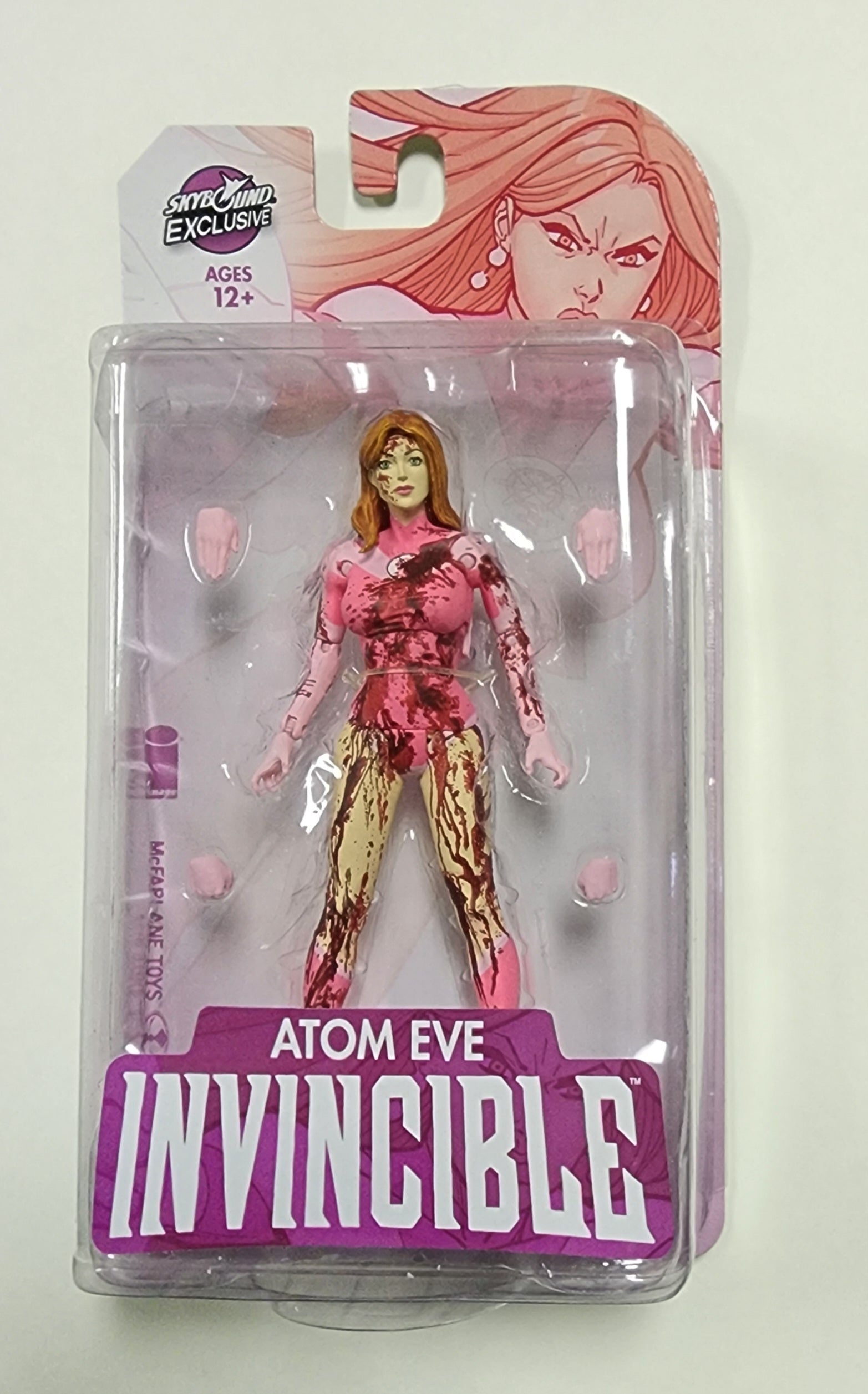 INVINCIBLE ATOM EVE SKYBOUND EXCLUSIVE BLOODY VERSION Invincible McFarlane Toys