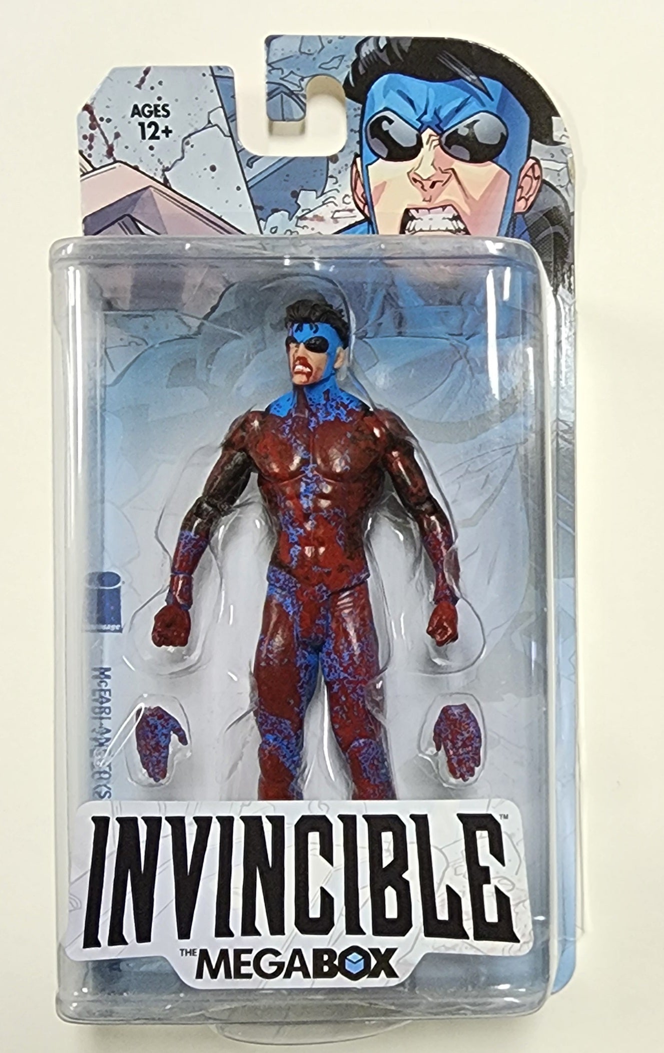 INVINCIBLE MEGABOX BLUE SUIT EXCLUSIVE BLOODY VERSION 2017 Invincible McFarlane Toys