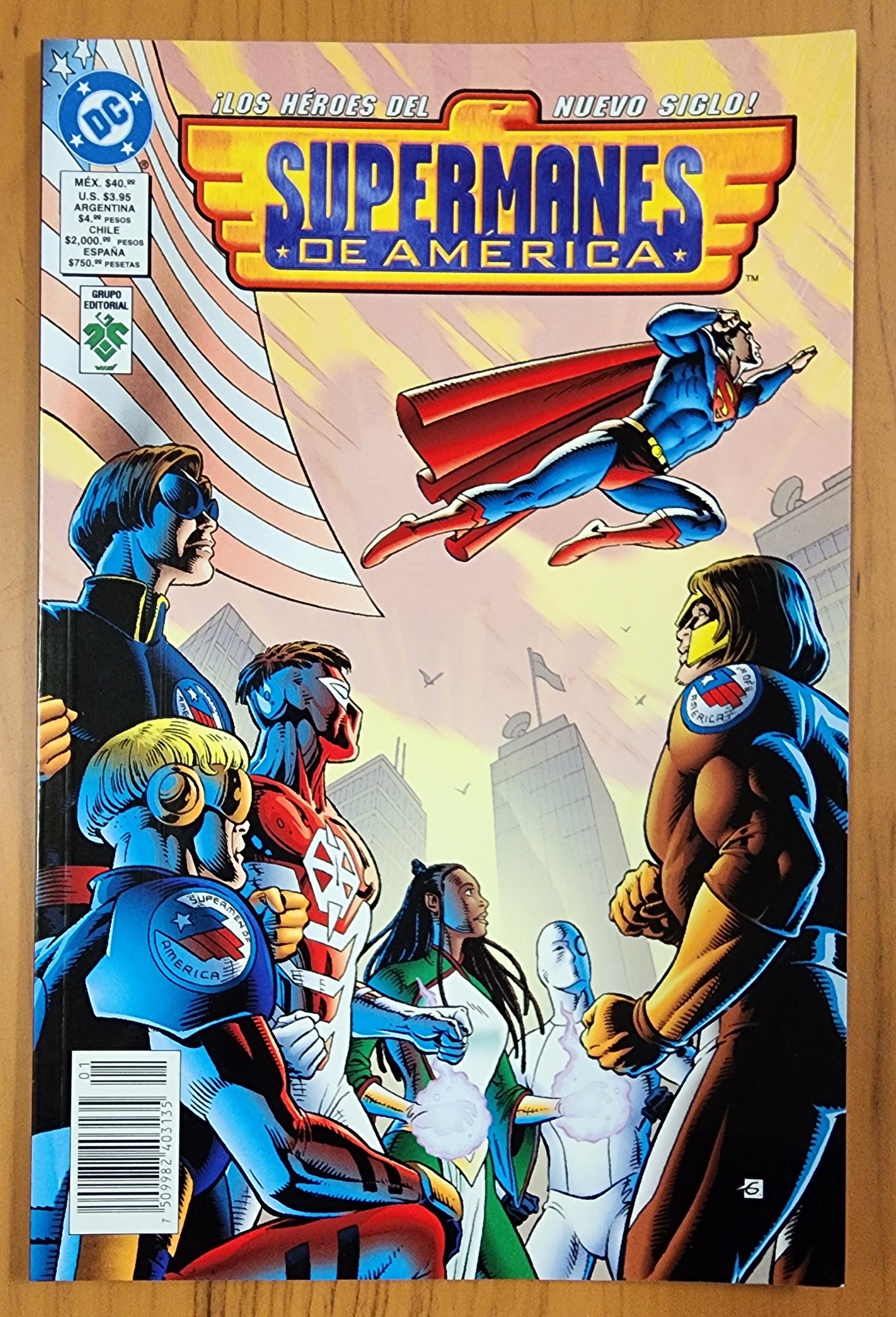 SUPERMANES DE AMERICA Spanish Superman DC COMICS