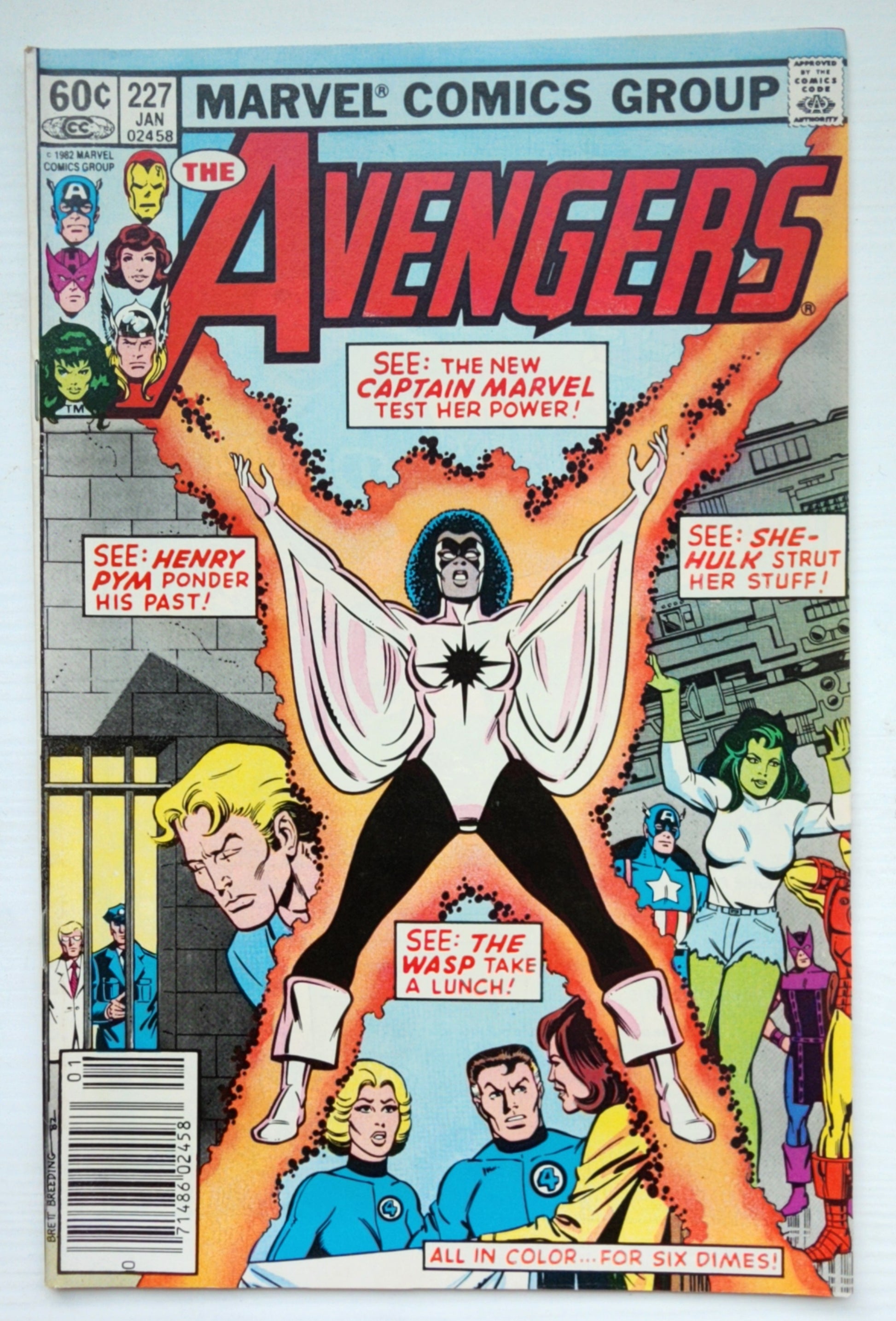 AVENGERS #227 NEWSSTAND 1982 (CAPTAIN MARVEL MONICA RAMBEAU JOINS AVENGERS) Avengers MARVEL COMICS