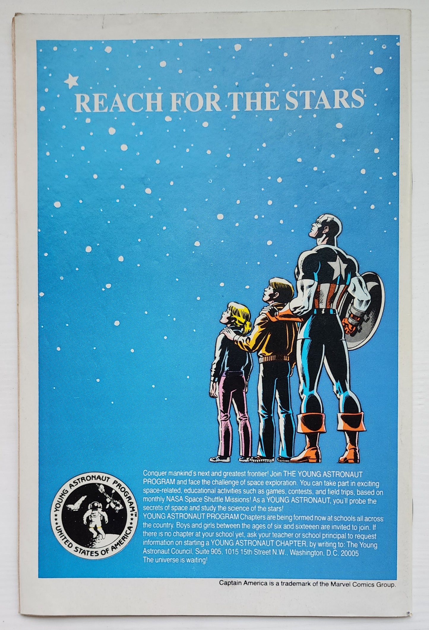 AVENGERS #257 NEWSSTAND 1985 (1ST APP NEBULA) Avengers MARVEL COMICS