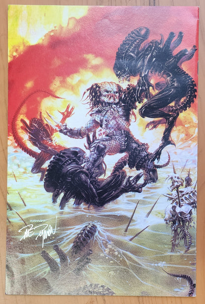 DARK HORSE PRESENTS #36 (1ST APP ALIENS VS PREDATOR) 1989 SIGNED DAVE DORMAN (ON BACK COVER) Dark Horse Presents DARK HORSE