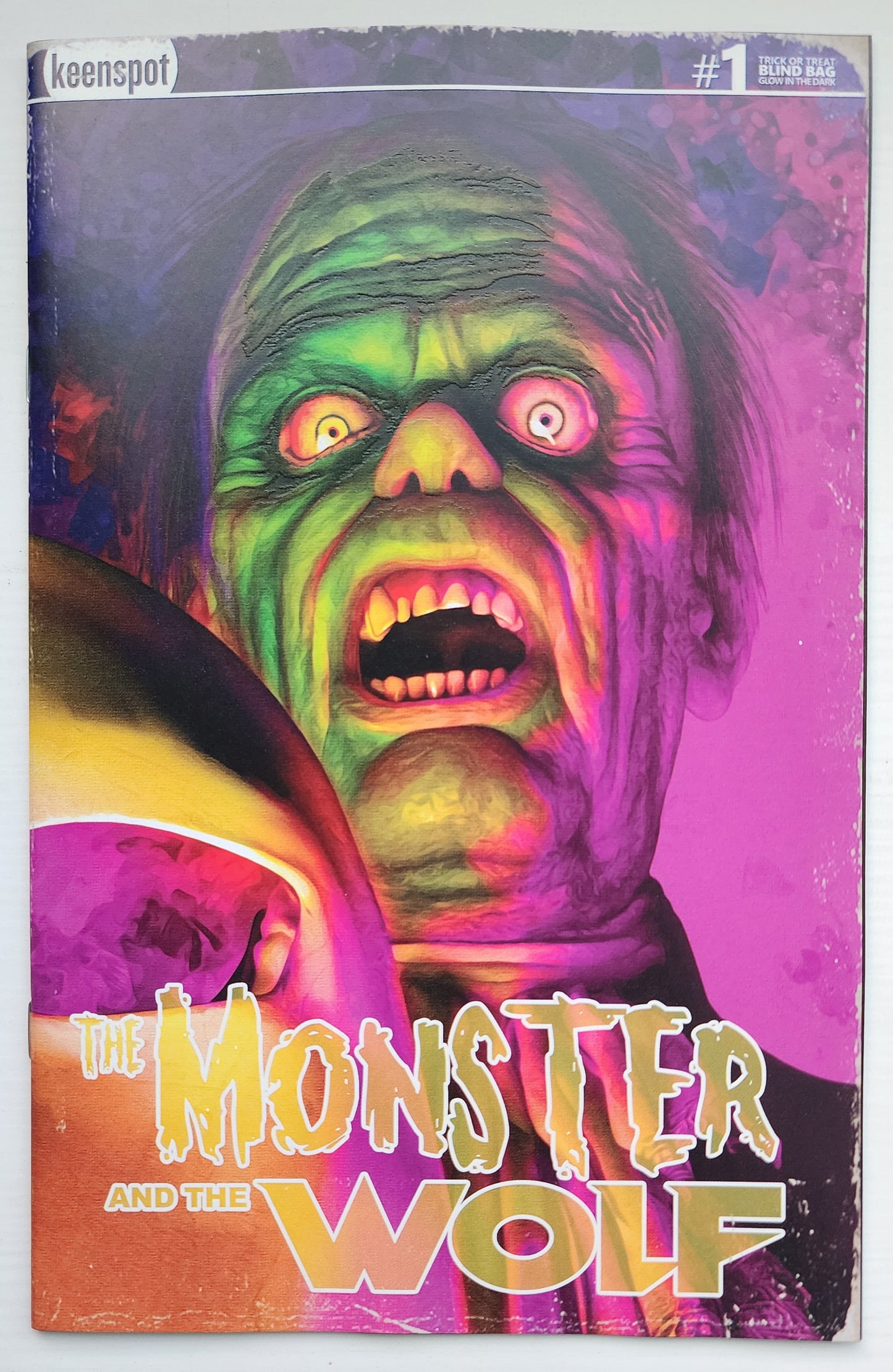 MARK SPEARS MONSTER & WOLF #1 BLIND BAG GLOW IN THE DARK VARIANT A68 Universal Monsters KEENSPOT ENTERTAINMENT