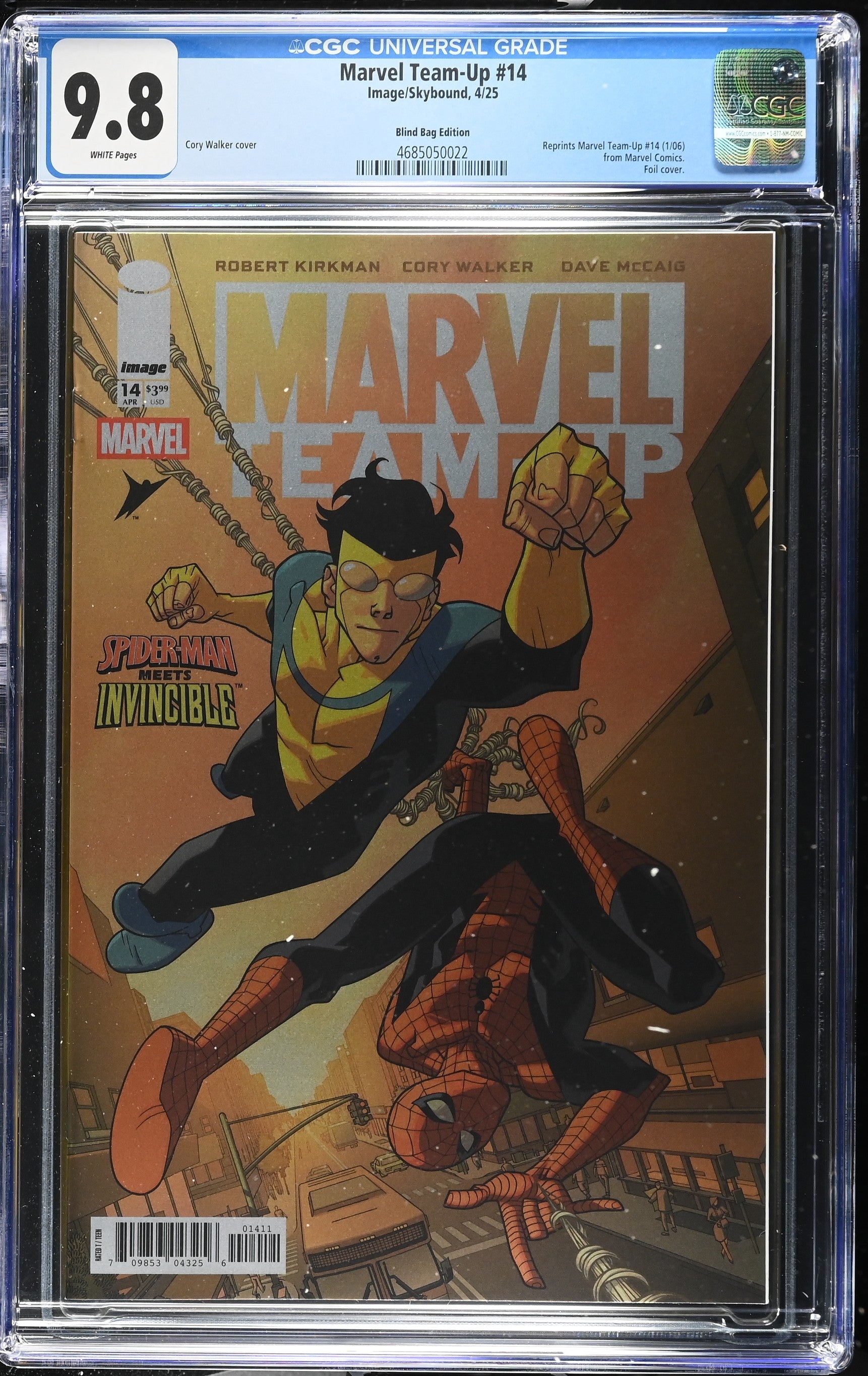 9.8 CGC MARVEL TEAM-UP #14 BLIND BAG FOIL VARIANT 2025 [4685050022] Invincible DC COMICS