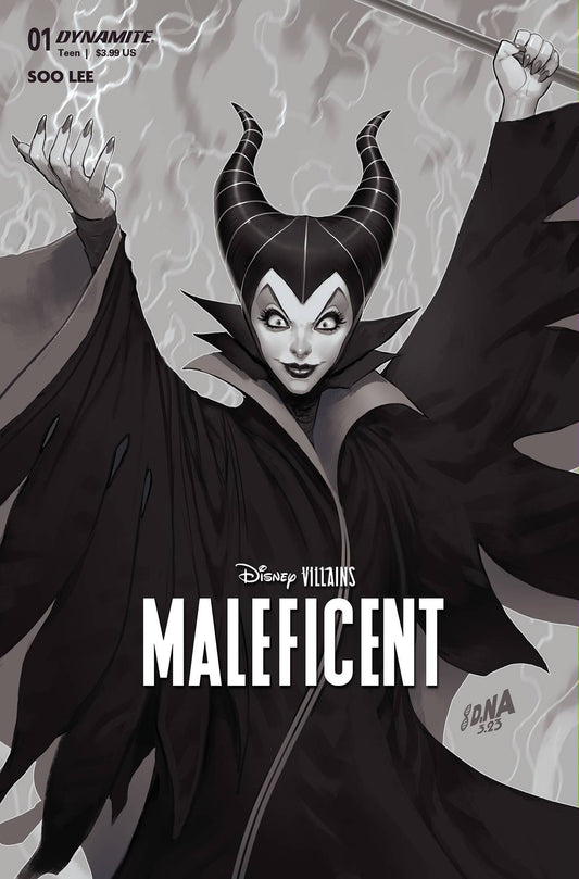 DISNEY VILLAINS MALEFICENT #1 NAKAYAMA 1:10 B&W VARIANT 2023 Maleficent DYNAMITE   