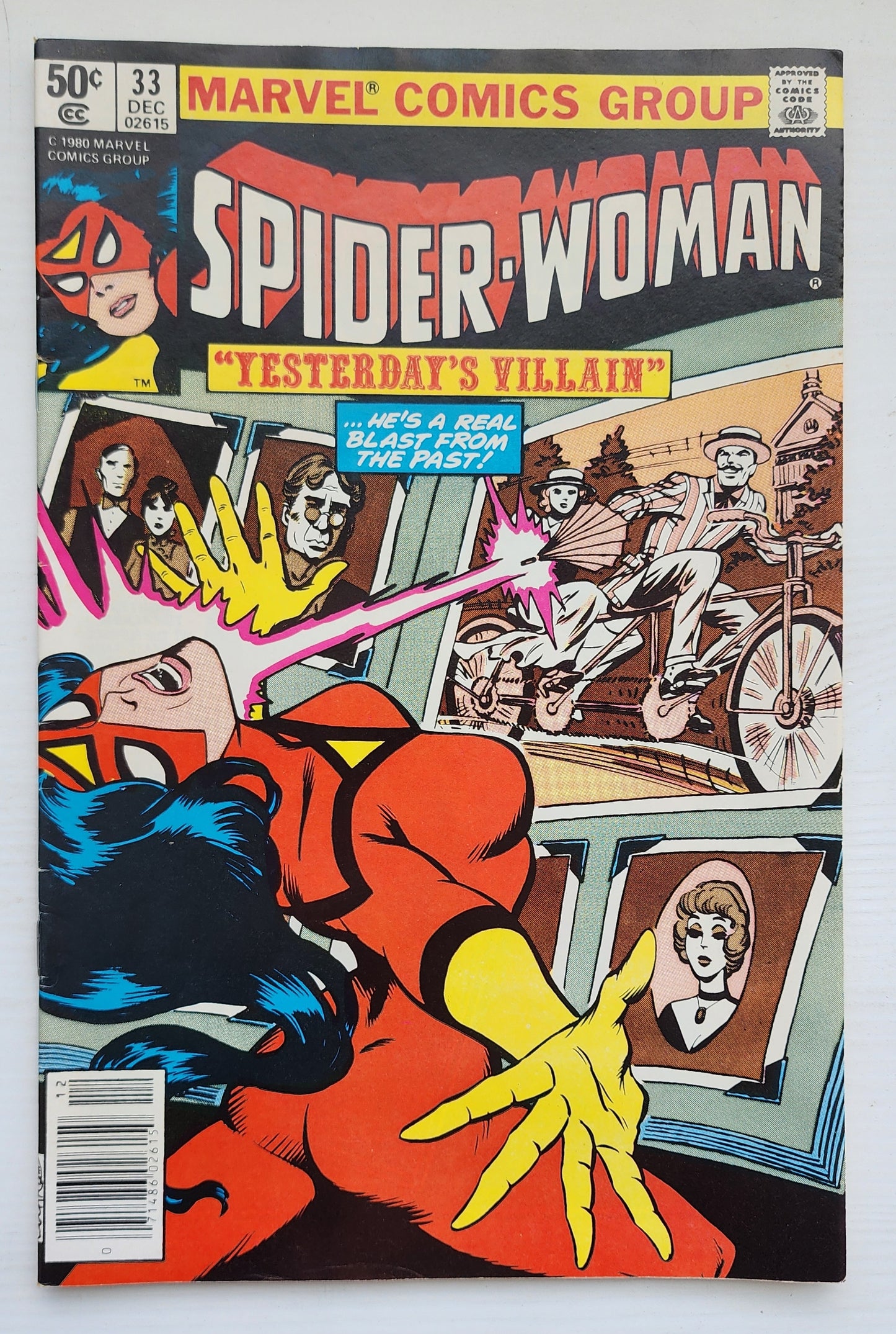 SPIDER-WOMAN #33 NEWSSTAND 1980 Spider-Woman MARVEL COMICS