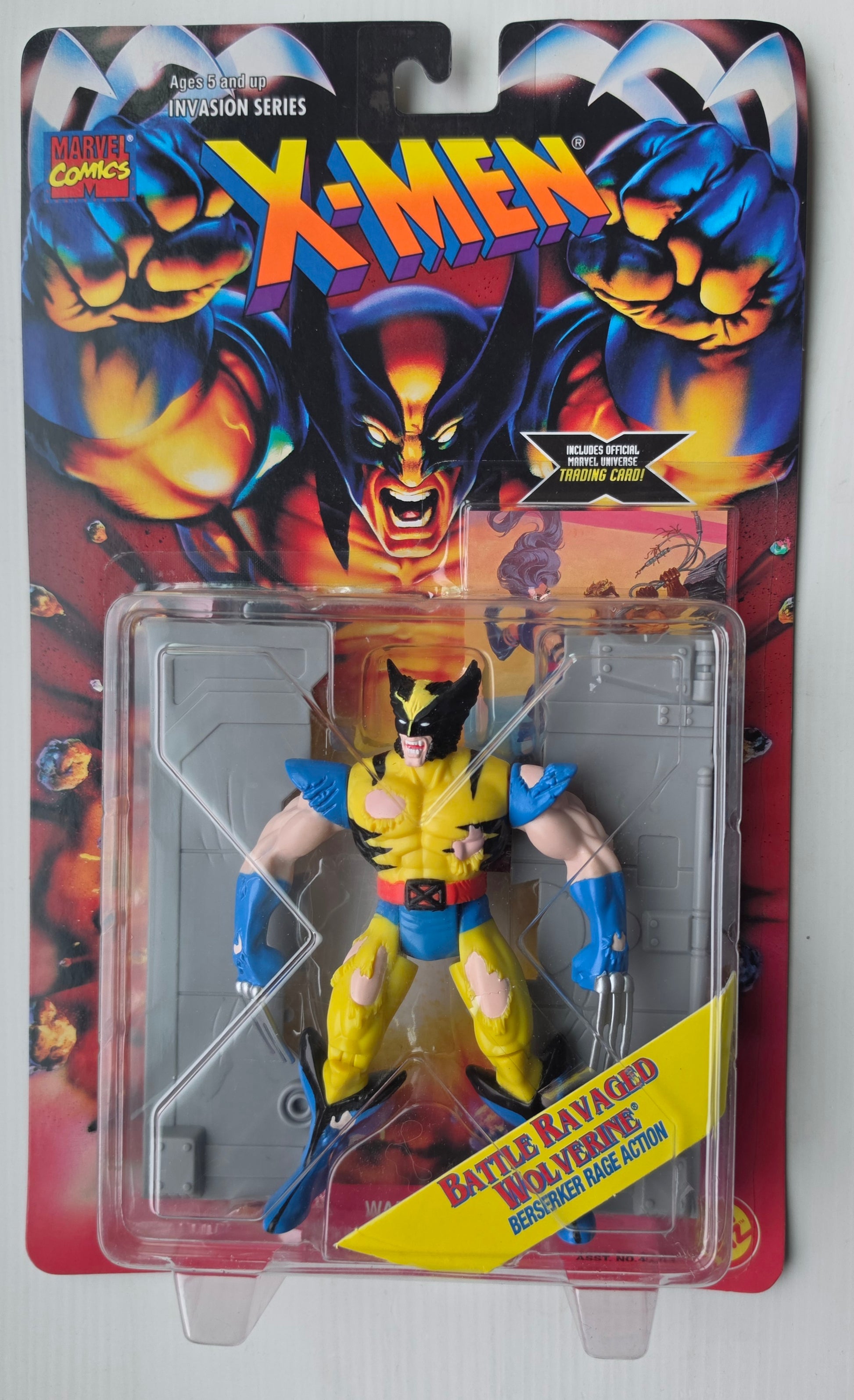 TOY BIZ BATTLE RAVAGED WOLVERINE Spider-Man Toy Biz