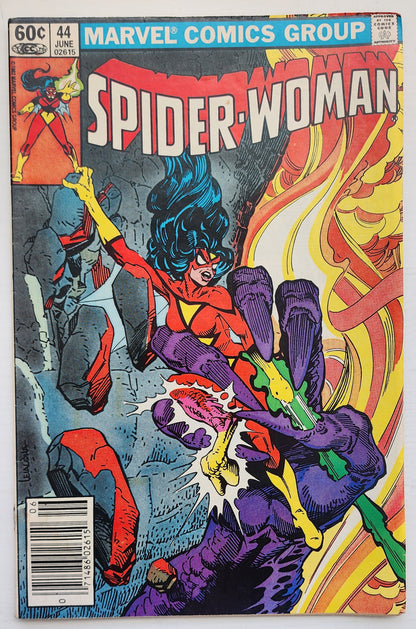 SPIDER-WOMAN #44 NEWSSTAND 1982 Spider-Woman MARVEL COMICS