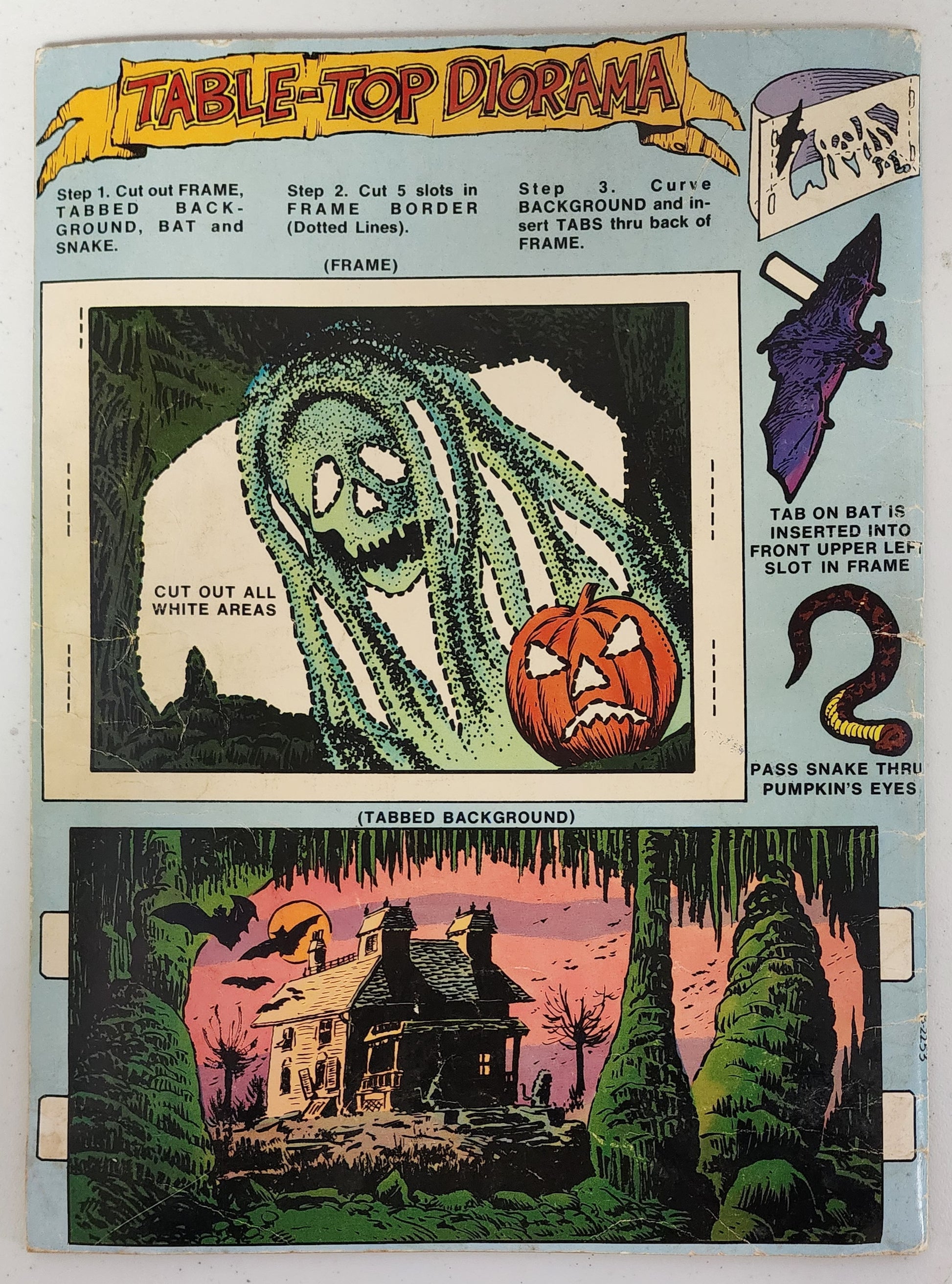 LIMITED COLLECTORS EDITION GHOSTS C-32 TREASURY SIZE 1974 Justice League of America DC COMICS