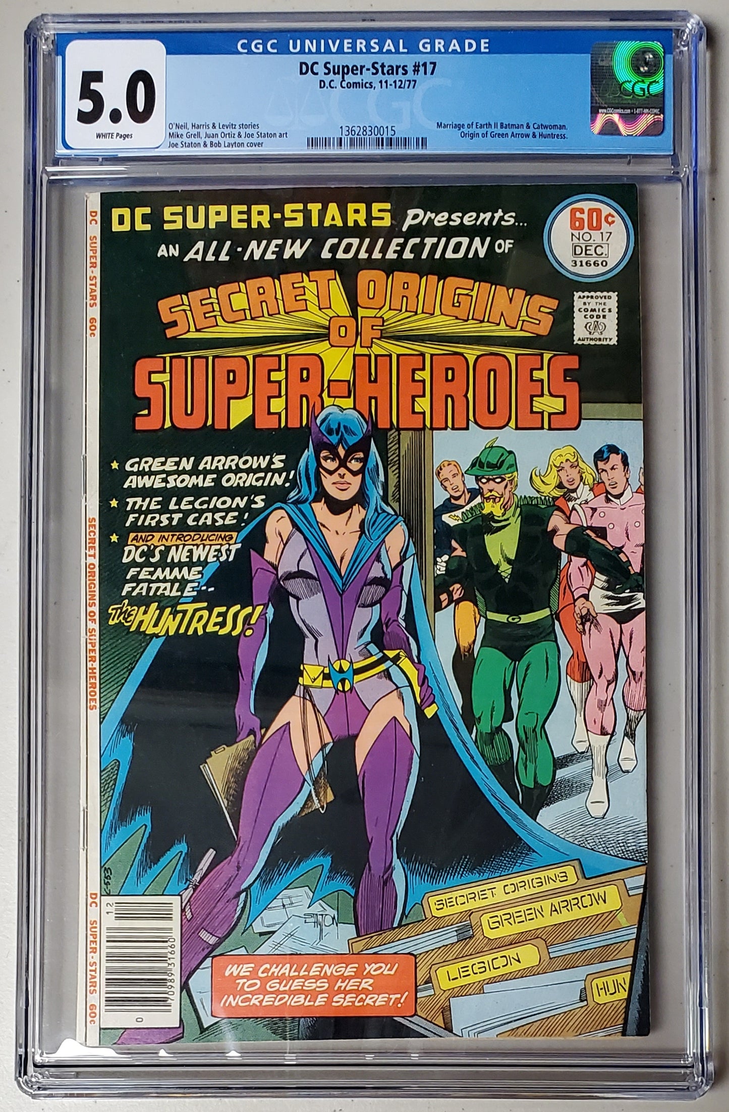 5.0 CGC DC Super-Stars #17 Marriage of Earth II Batman & Catwoman Origin of Green Arrow & Huntress 1977 [1362830015]