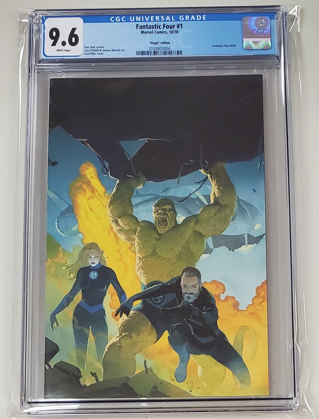 9.6 CGC FANTASTIC FOUR #1 RIBIC 1:100 VIRGIN VARIANT 2018 [2030803004] CGC CGC   