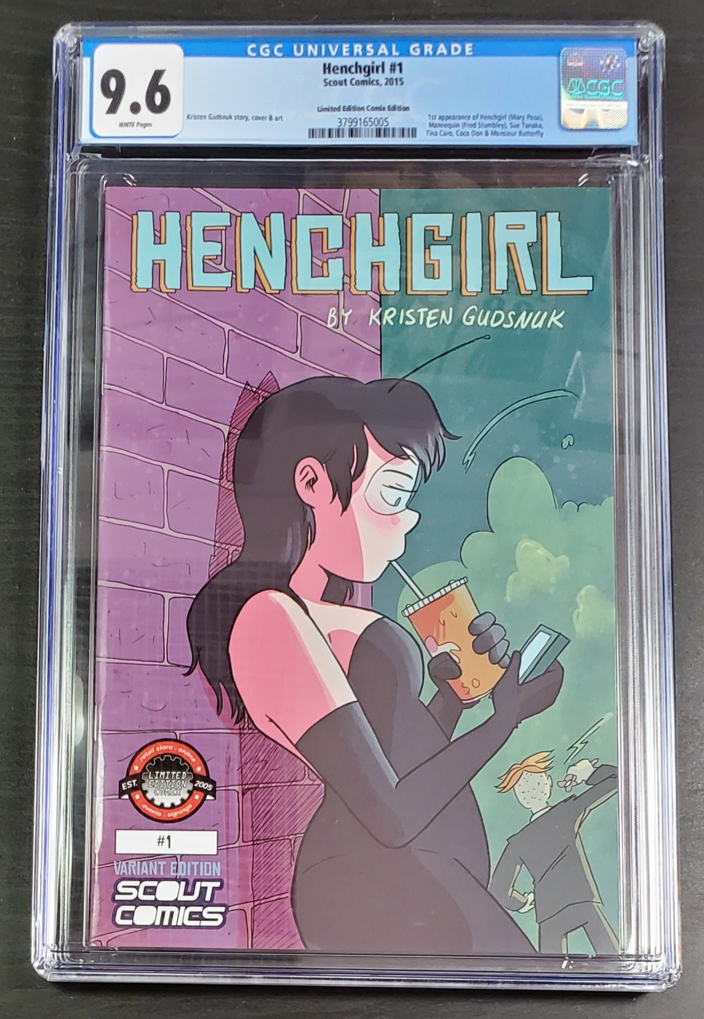 9.6 CGC HENCHGIRL #1 VARIANT 2015 [3799165005] CGC SCOUT COMICS   