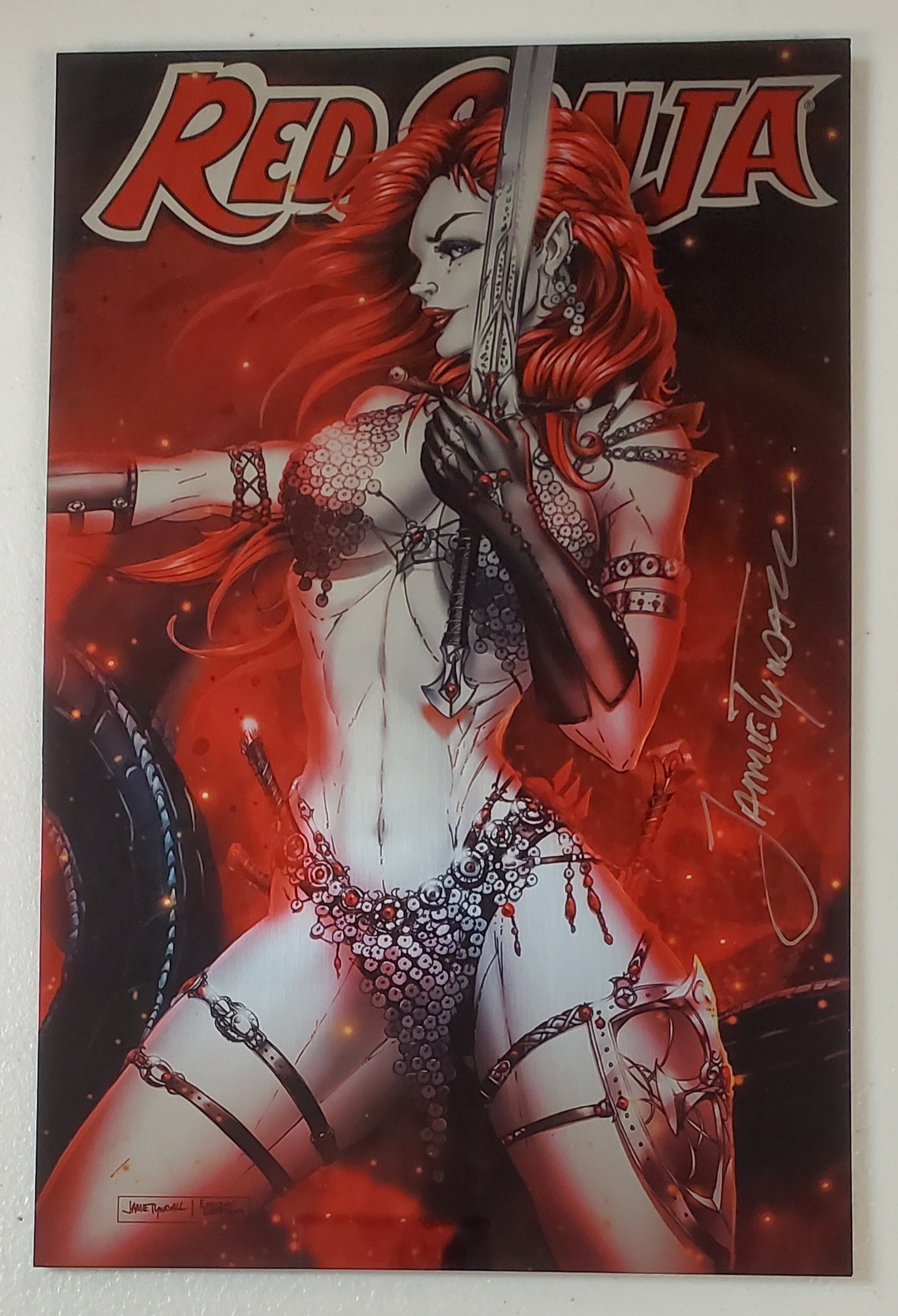 RED SONJA SIGNED TYNDALL METAL VARIANT comic book DYNAMITE   