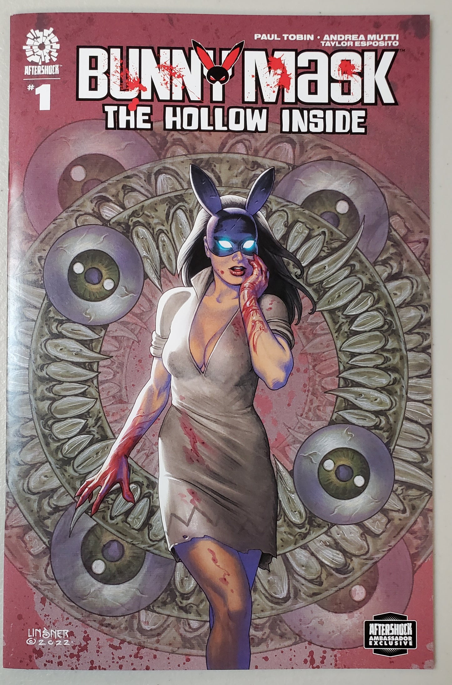 BUNNY MASK HOLLOW INSIDE #1 LINSNER AFTERSHOCK AMBASSADOR EXCLUSIVE VARIANT 2021 Bunny Mask AFTERSHOCK COMICS
