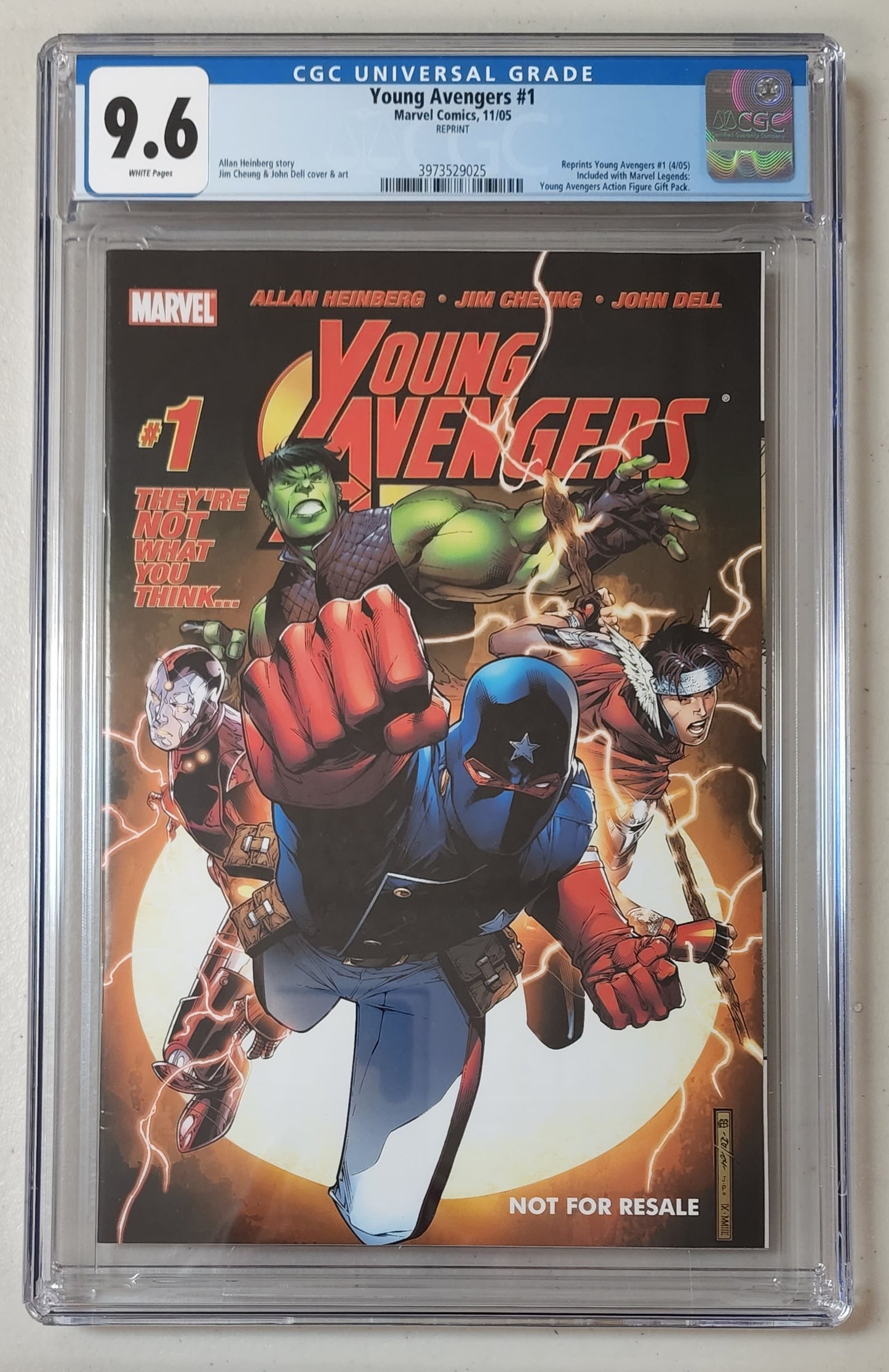 9.6 CGC YOUNG AVENGERS #1 REPRINT (1ST APP YOUNG AVENGERS.  INCLUDED WITH MARVEL LEGENDS YA AF GIFT PACK) 2005 [3973529025]