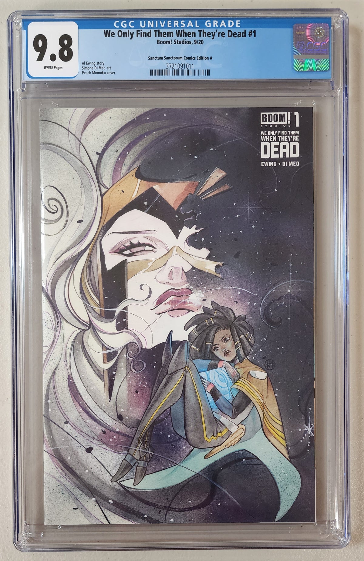 9.8 CGC WE ONLY FIND THEM WHEN THEYRE DEAD #1 SSCO PEACH MOMOKO GLOW IN THE DARK VARIANT [3721091011] COMIC BOOK BOOM! STUDIOS   