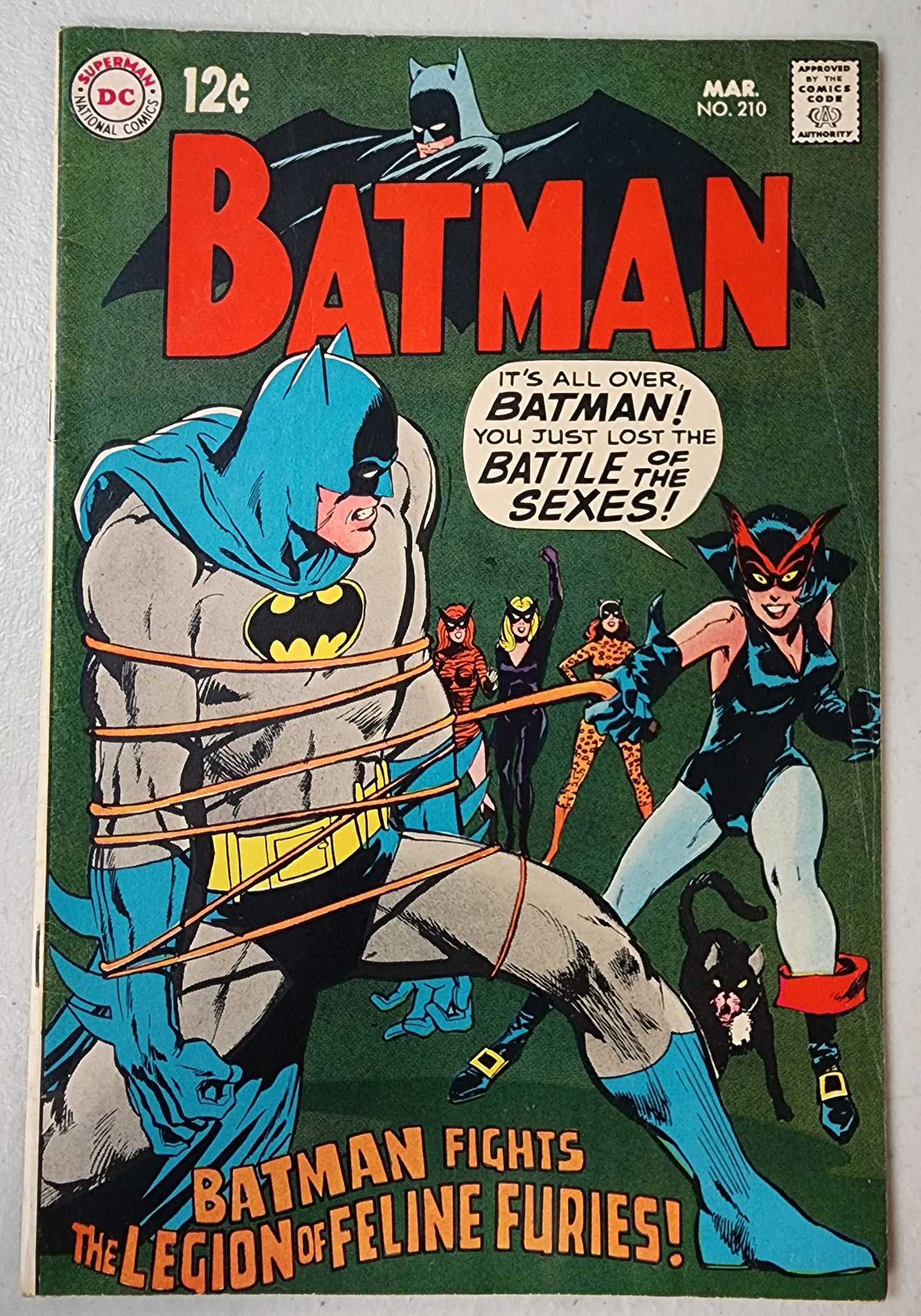 BATMAN #210 1969 CATWOMAN DONS NEW COSTUME LEGION OF FELINE FURIES NEAL ADAMS