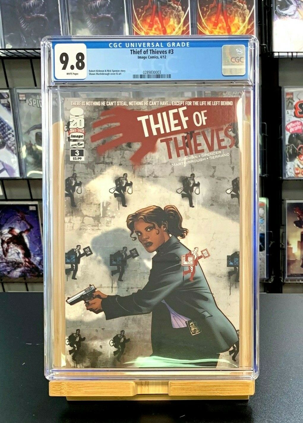 9.8 CGC Thief of Thieves #3 1st Print Robert Kirkman 2012 [0289830003] CGC CGC   